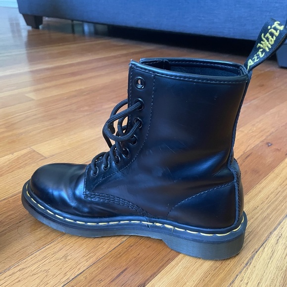Dr. Martens 1460 W Smooth - Picture 6 of 8
